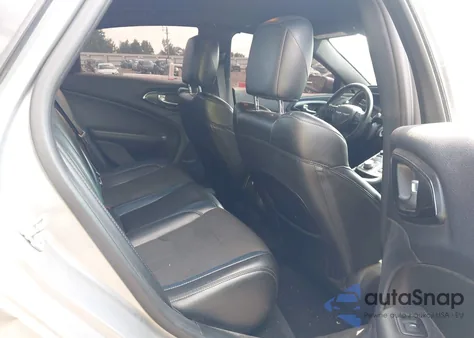 2015 Chrysler 200 S z USA, uszkodzony, nr VIN 1C3CCCBB7FN752962